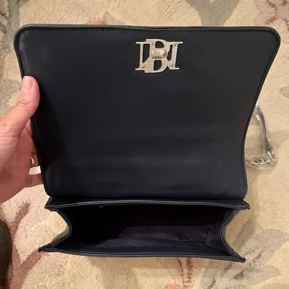 Badgley Mishka blue denim and vegan leather faux pearl messenger bag. NWT - Picture 7 of 10